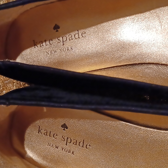 Shoes - Picture 2 of 9